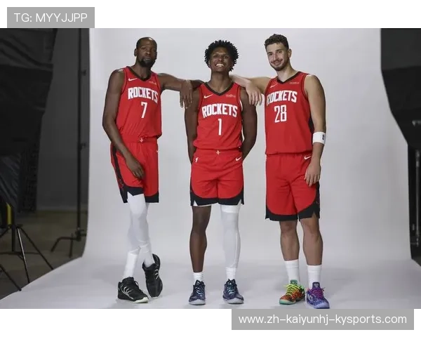 勇士与火箭队比赛全场回顾:宿敌之战再上演 勇士与火箭队比赛全场回顾:宿敌之战再上演